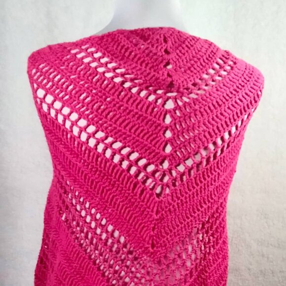 Elegant Fushia Crochet Shawls/Wrap - Picture 5 of 8
